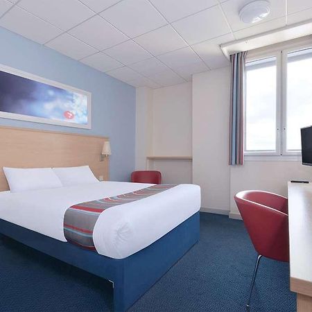 Travelodge Nottingham Riverside Room photo